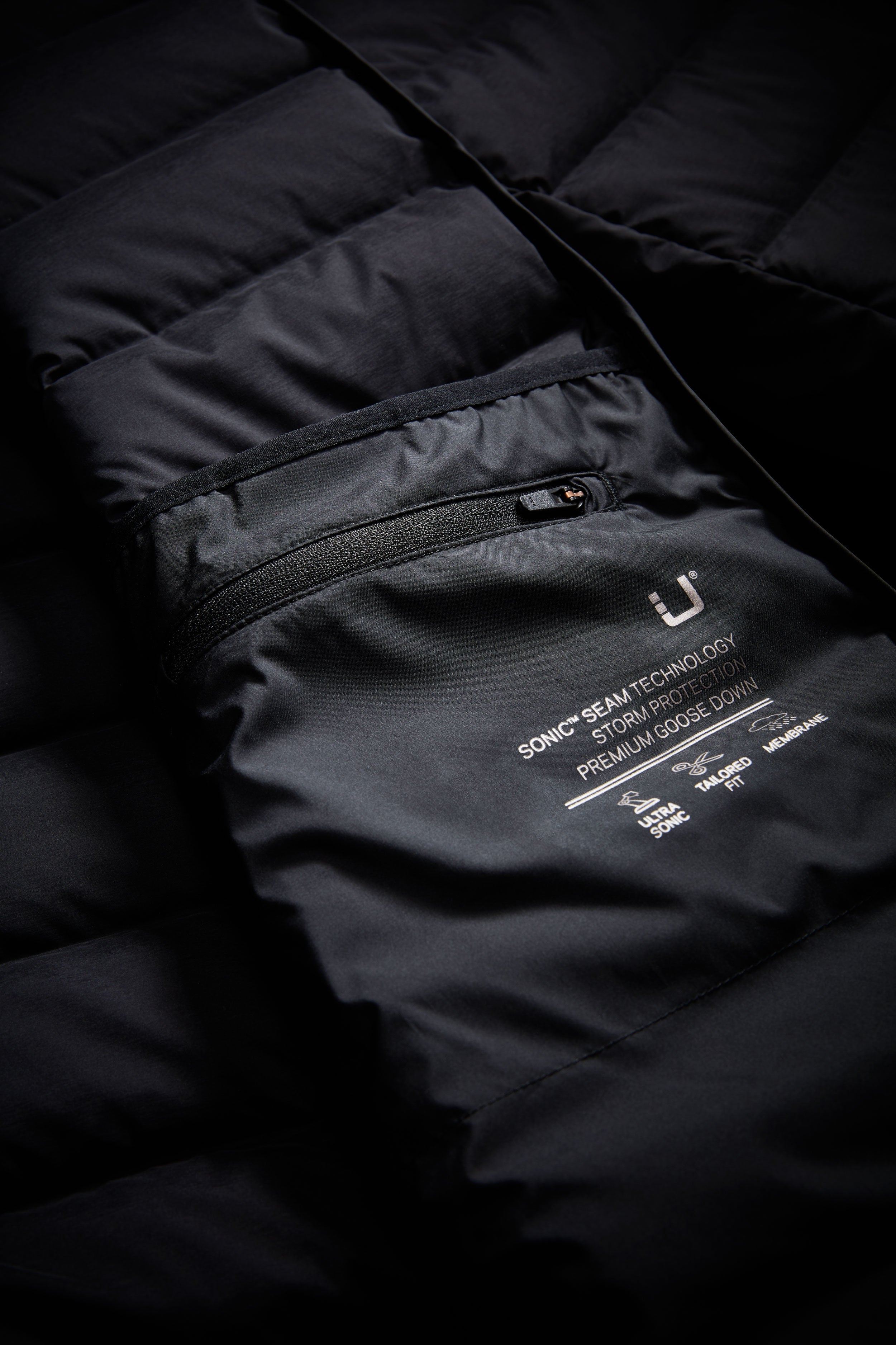UBR UBR SONIC JACKET - Zwart