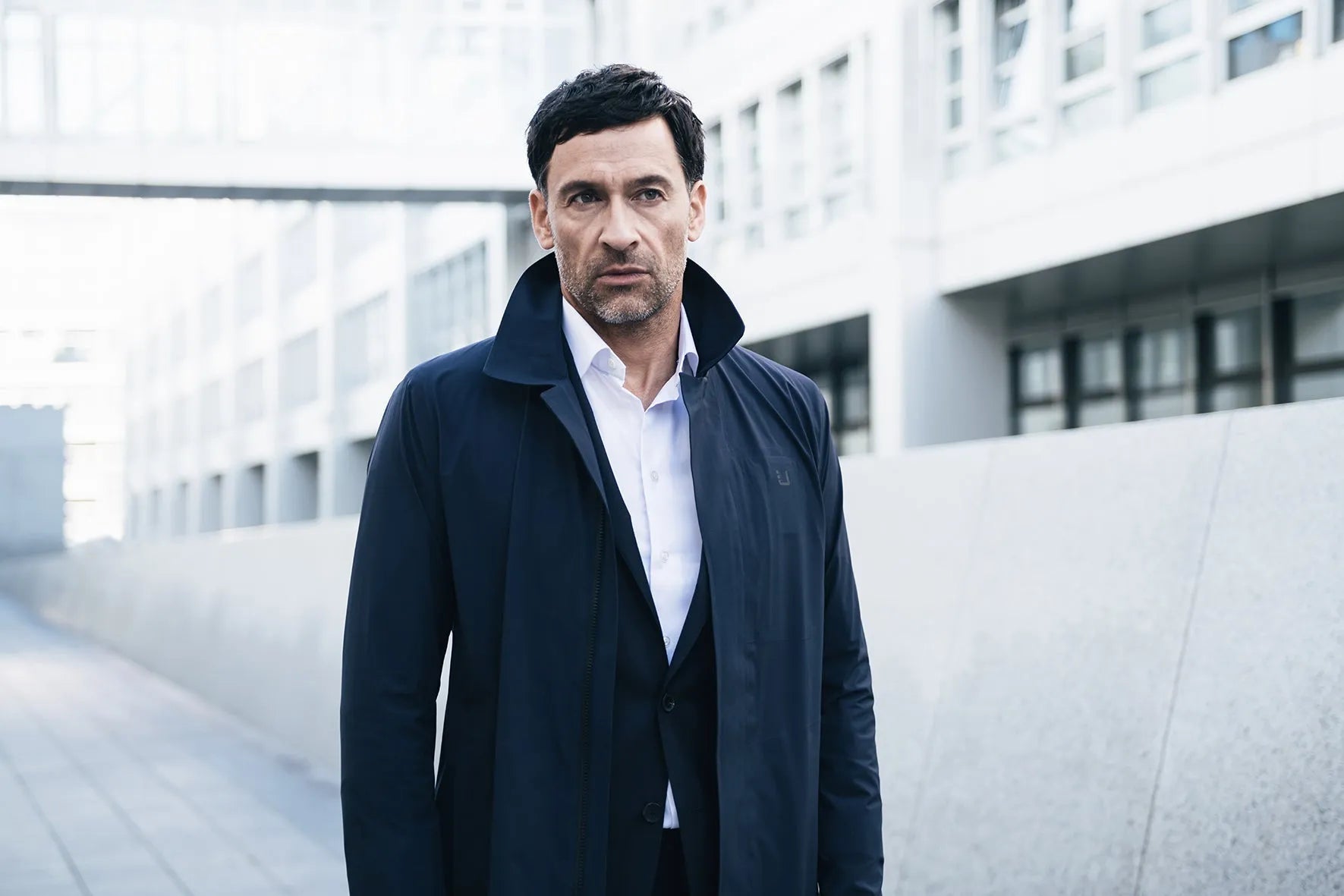 UBR UBR Sky Fall Coat - Marine blauw