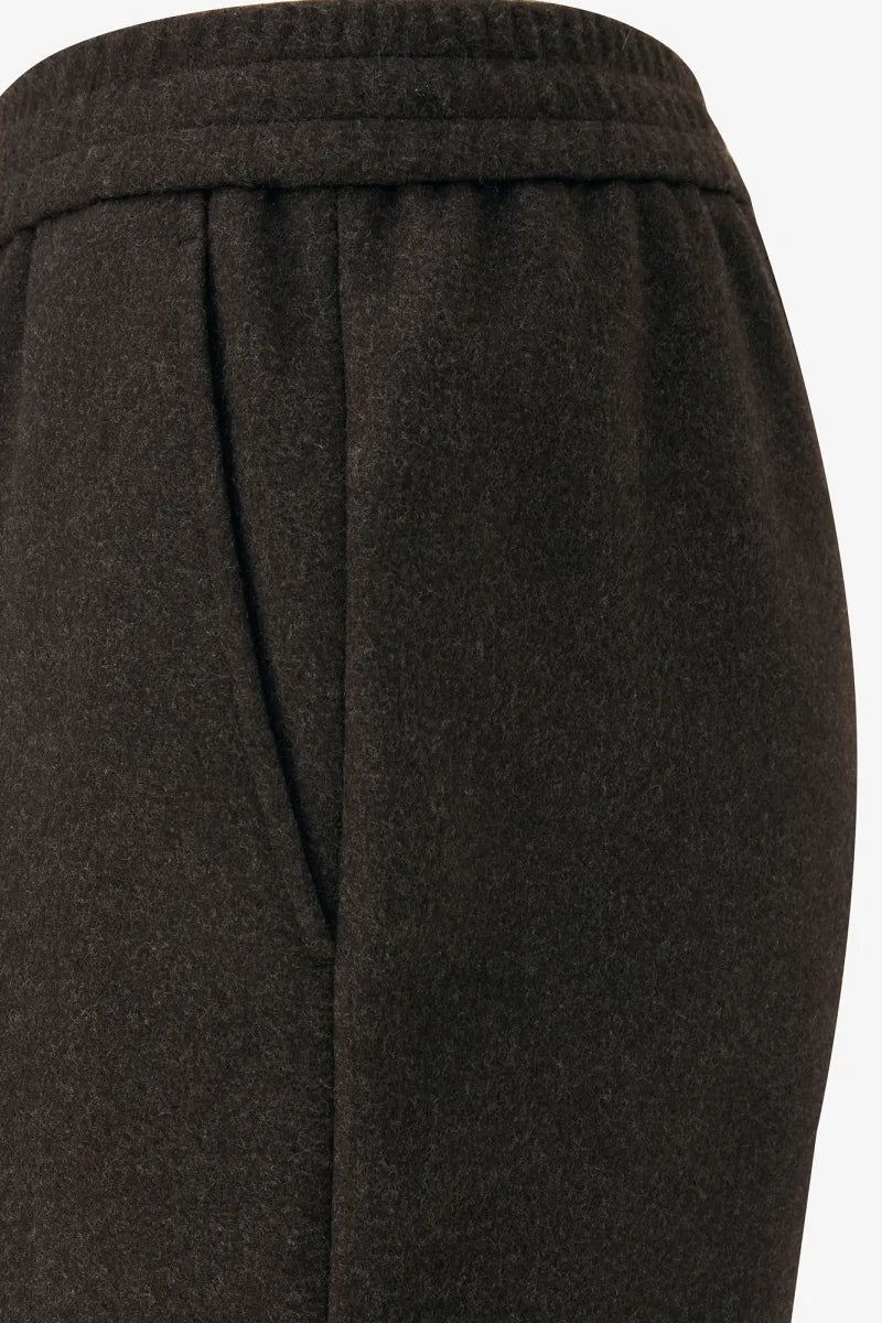 Genti Broek - Bruin